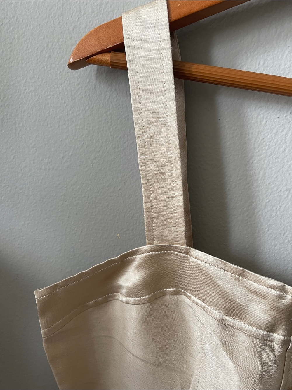 New Express safari style cream Button-Front Midi Dress with Belted Waist - Picture 5 of 8